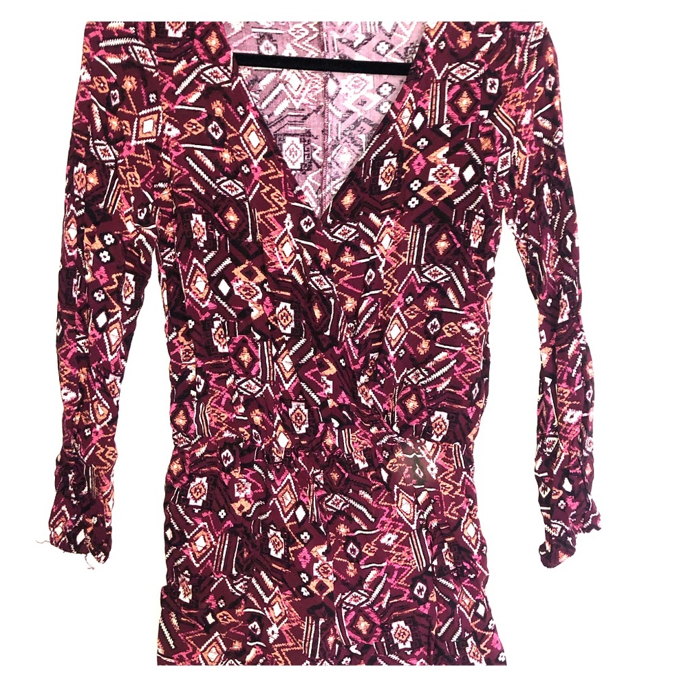 Long sleeve short romper